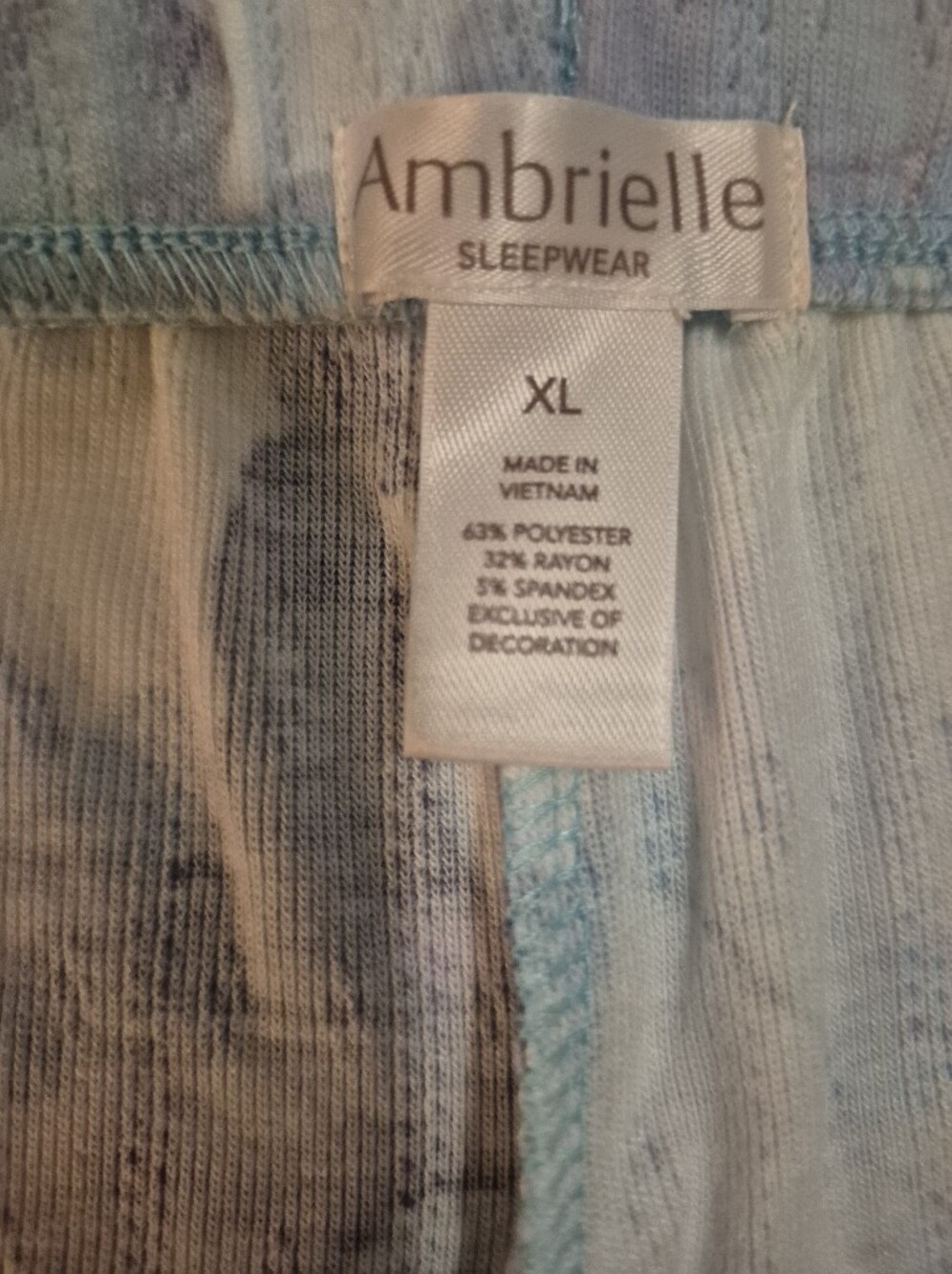 Ambrielle Pastel Floral Lace-Trim V-Neck Chemise Tank/shorts,blue And Lavender - Picture 4 of 5